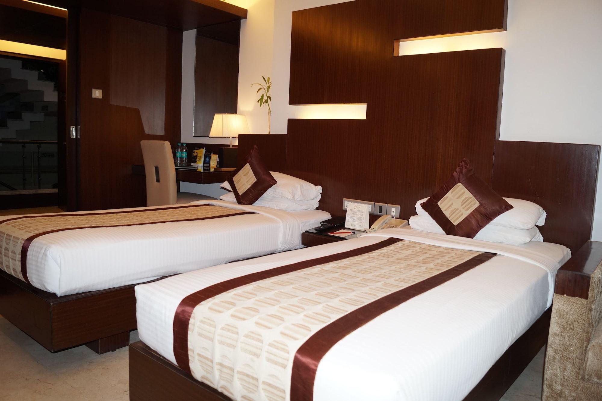 The President Hotel Bangalore Luaran gambar