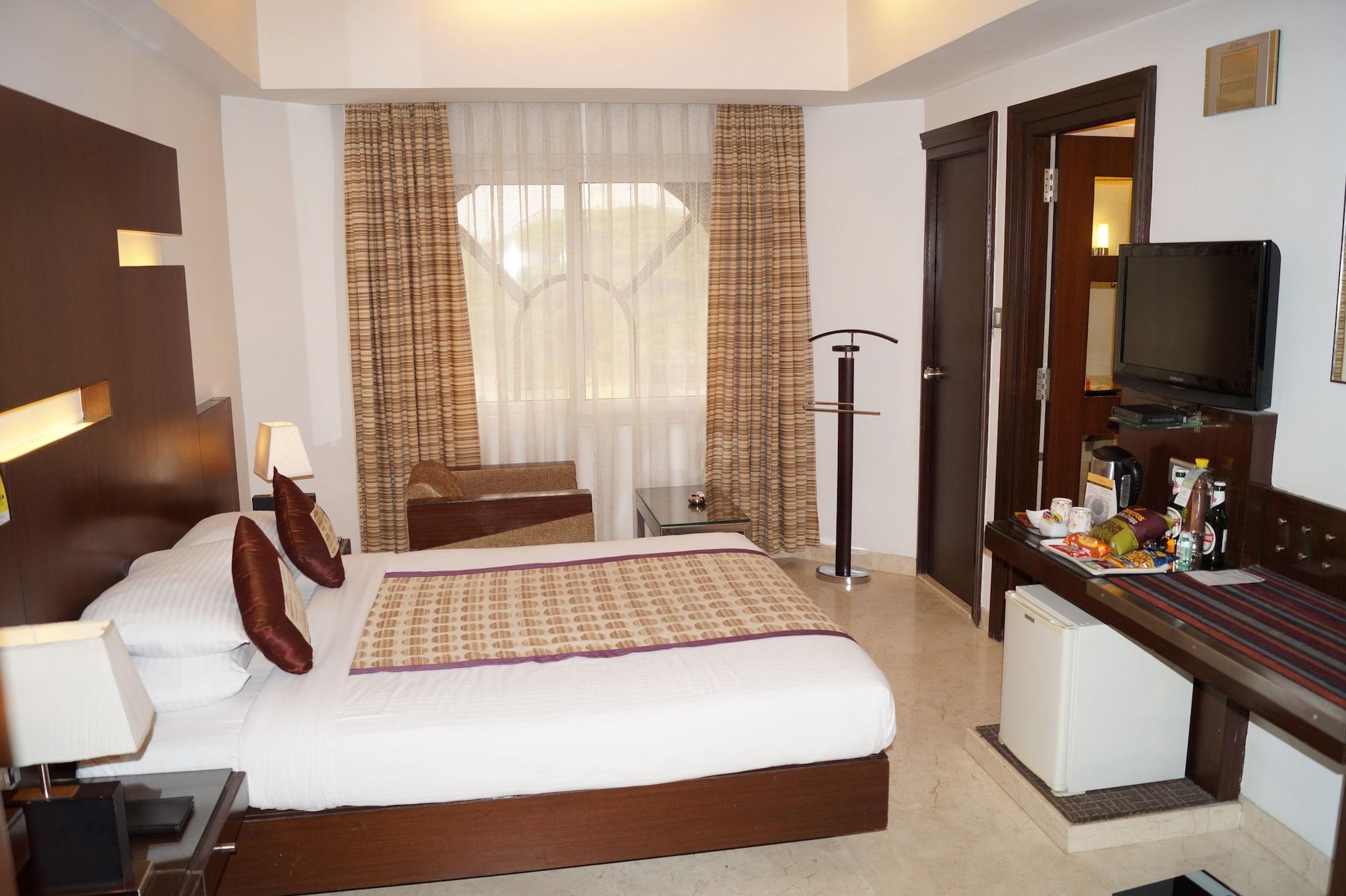 The President Hotel Bangalore Luaran gambar