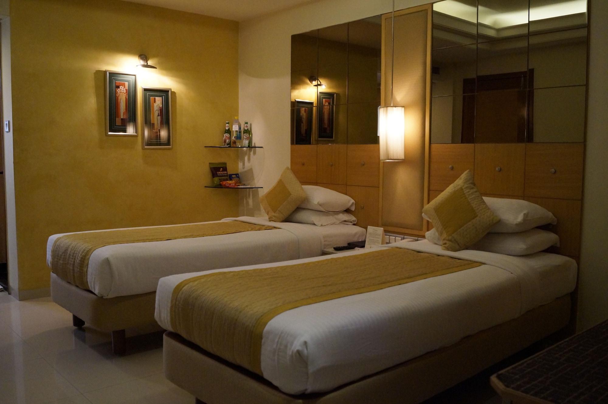 The President Hotel Bangalore Luaran gambar