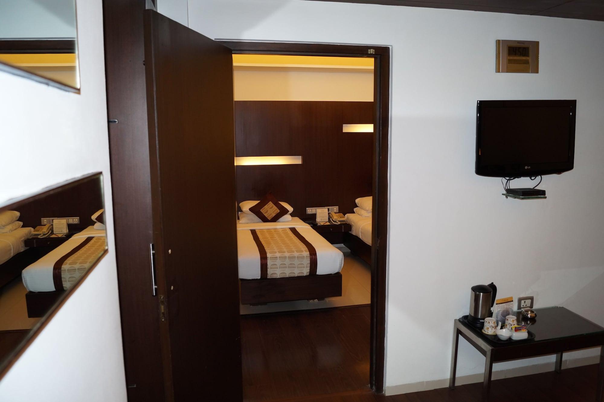 The President Hotel Bangalore Luaran gambar