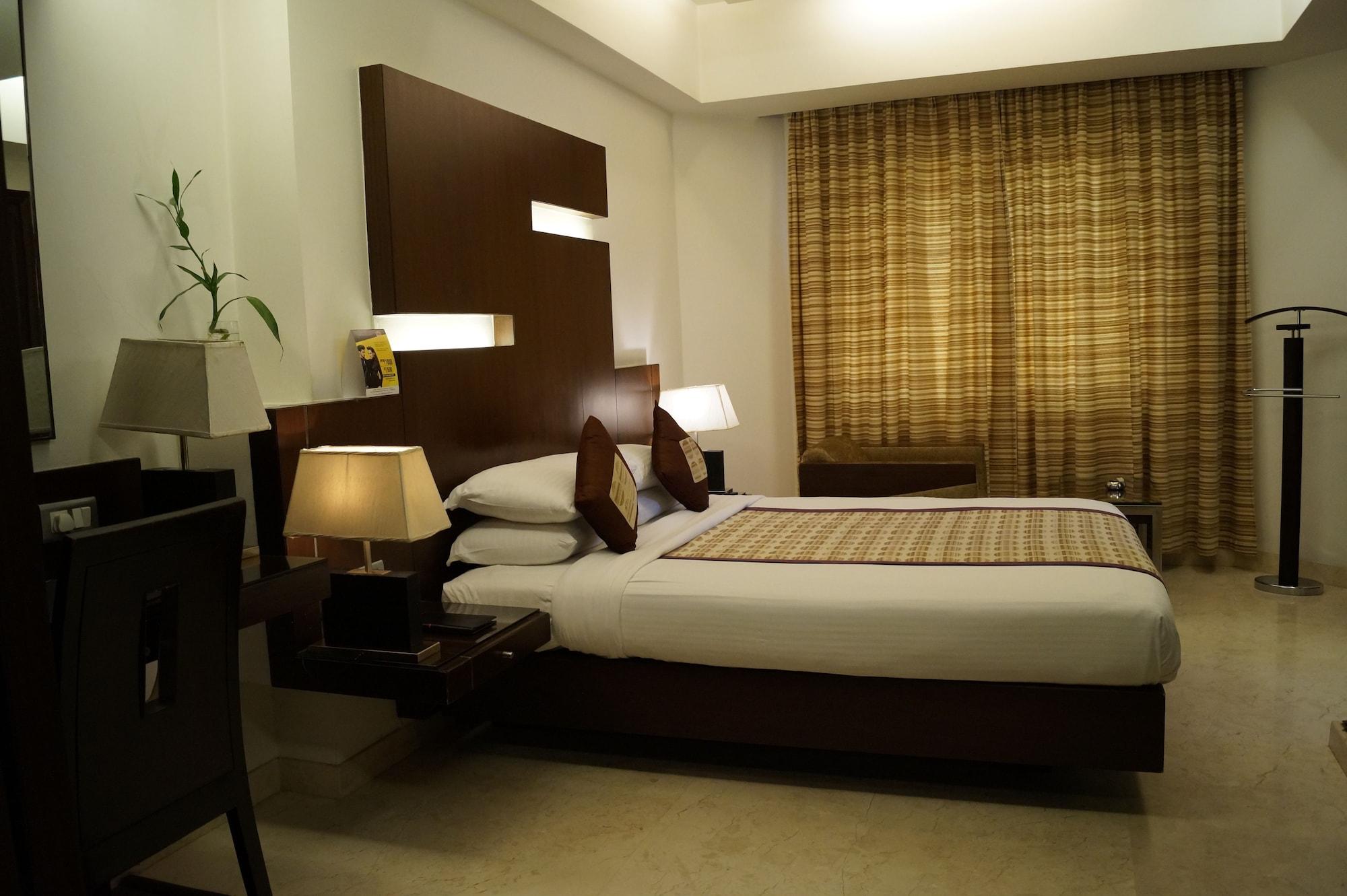 The President Hotel Bangalore Luaran gambar
