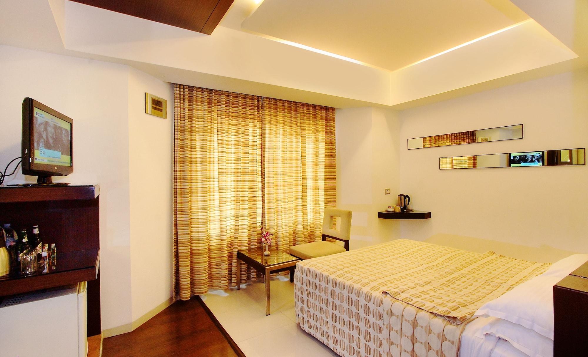 The President Hotel Bangalore Luaran gambar