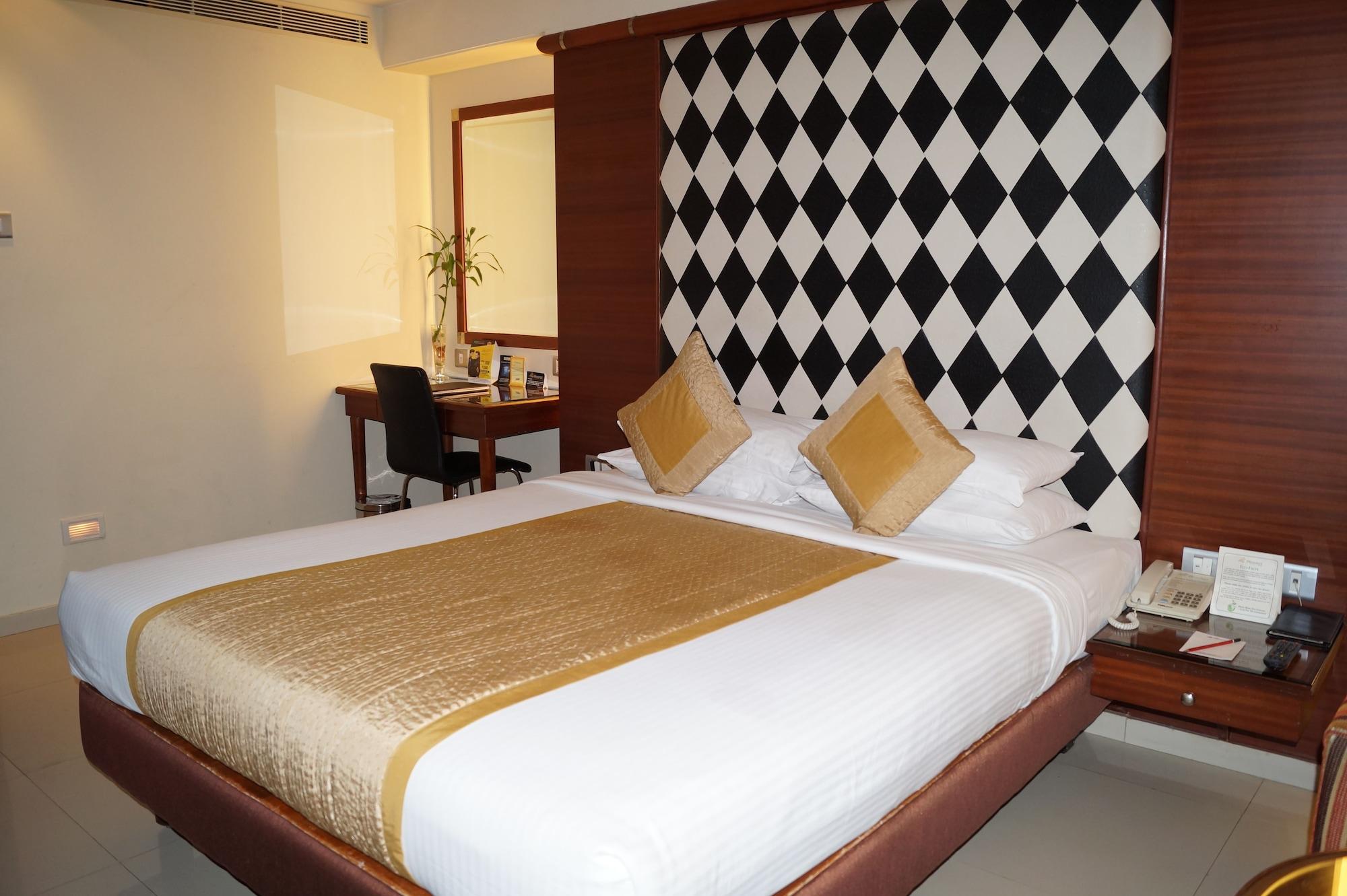 The President Hotel Bangalore Luaran gambar